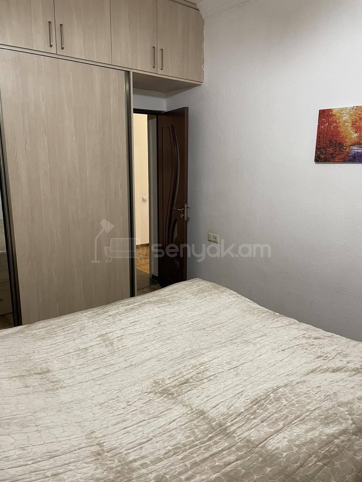 2 Սենյականոց Բնակարան Քարե Շենքում, 55քմ, 3/4 հարկ, Կոսմետիկ Վերանորոգված, Կահավորված, Արևկող