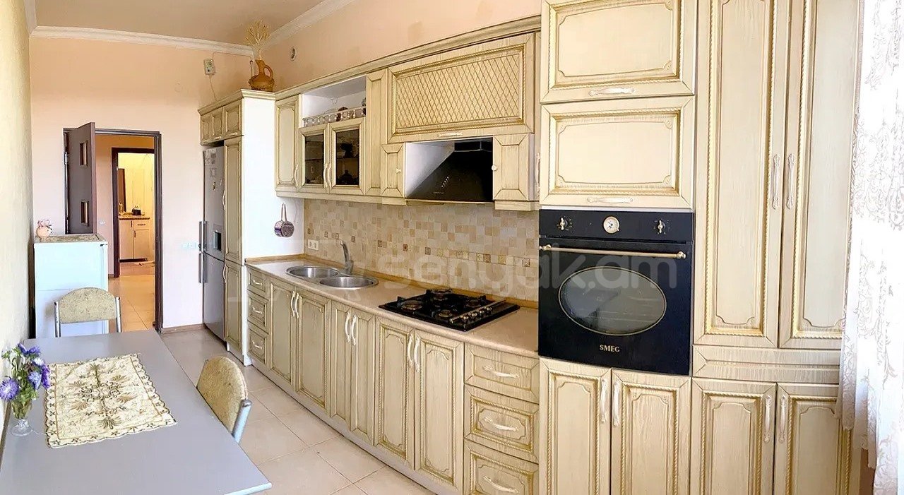 3 Սենյականոց Բնակարան Նորակառույցում, 94քմ, 7/13 հարկ, Կապիտալ Վերանորոգված