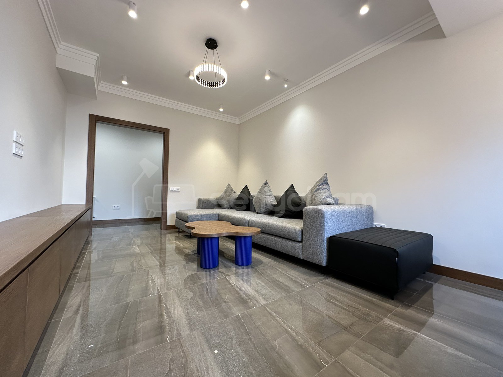 3 Սենյականոց Բնակարան Նորակառույցում, 90քմ, 4/14 հարկ, Դիզայներական Վերանորոգված