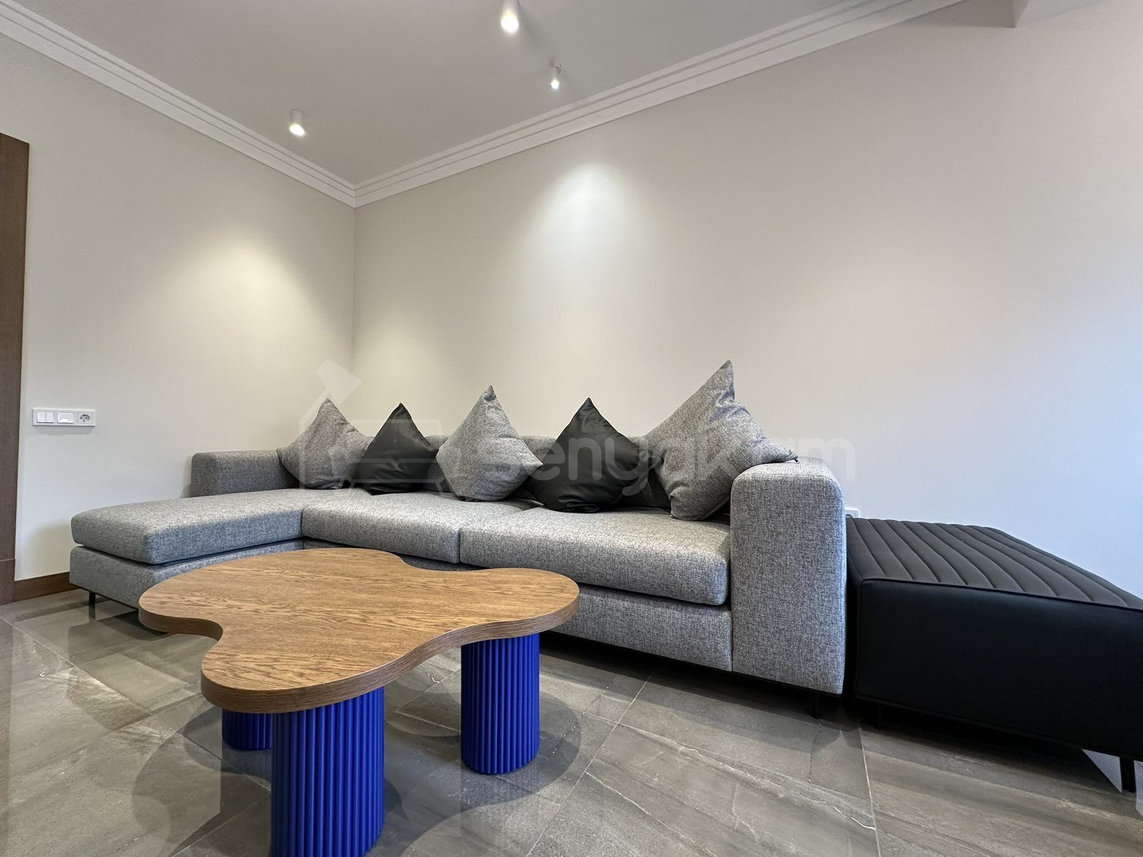 3 Սենյականոց Բնակարան Նորակառույցում, 90քմ, 4/14 հարկ, Դիզայներական Վերանորոգված