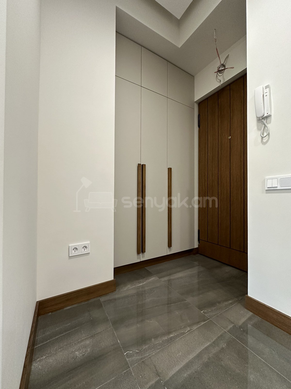 3 Սենյականոց Բնակարան Նորակառույցում, 90քմ, 4/14 հարկ, Դիզայներական Վերանորոգված