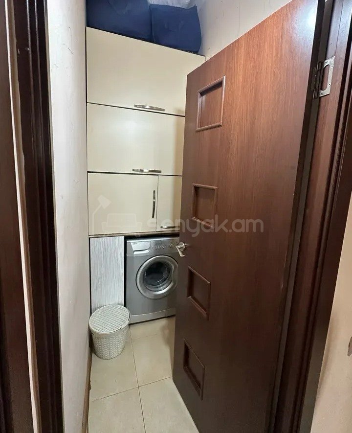 3 Սենյականոց Բնակարան Նորակառույցում, 94քմ, 7/13 հարկ, Կապիտալ Վերանորոգված