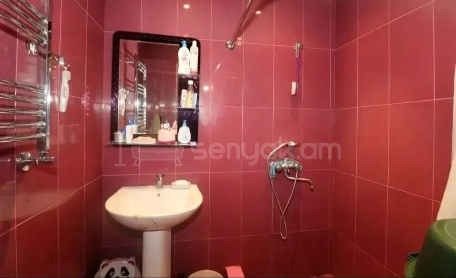 3 Սենյականոց Բնակարան, 73քմ, 5/9 հարկ, Նորմալ Վիճակում