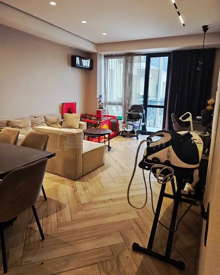 3 Սենյականոց Բնակարան Նորակառույցում, 78քմ, 12/16 հարկ, Կապիտալ Վերանորոգված