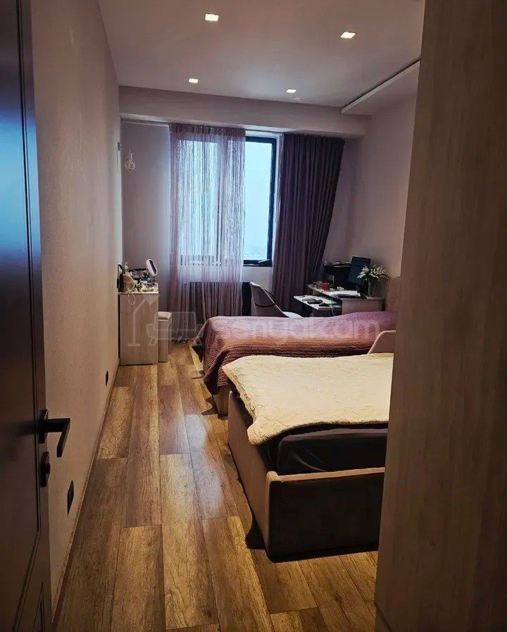 3 Սենյականոց Բնակարան Նորակառույցում, 78քմ, 12/16 հարկ, Կապիտալ Վերանորոգված