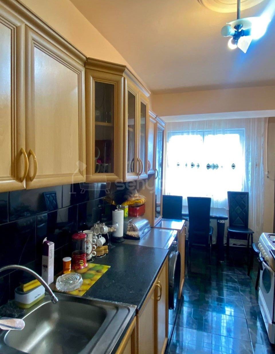 3 Սենյականոց Բնակարան, 90քմ, 9/14 հարկ, Կապիտալ Վերանորոգված, Կահավորված, Արևկող