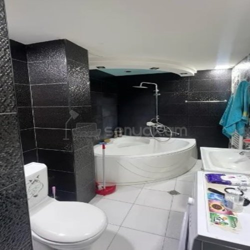 2 Սենյականոց Բնակարան, 80քմ, 5/9 հարկ, Կապիտալ Վերանորոգված, Կահավորված, Արևկող