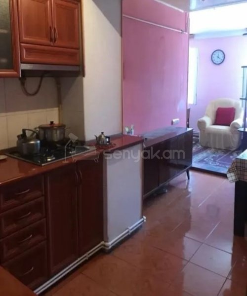 3 Սենյականոց Բնակարան Քարե Շենքում, 88քմ, 2/4 հարկ, Կոսմետիկ Վերանորոգված