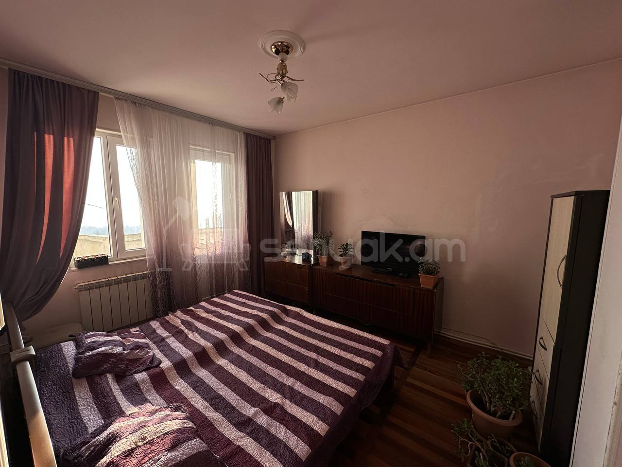 3 Սենյականոց Բնակարան, 100քմ, 11/16 հարկ, Կապիտալ Վերանորոգված, Կահավորված, Արևկող