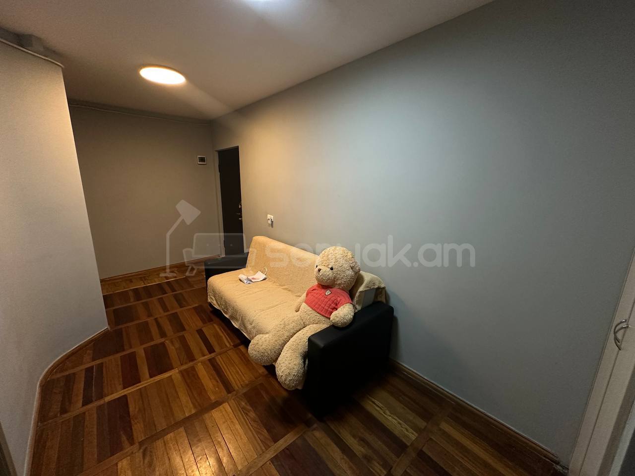 3 Սենյականոց Բնակարան, 100քմ, 11/16 հարկ, Կապիտալ Վերանորոգված, Կահավորված, Արևկող