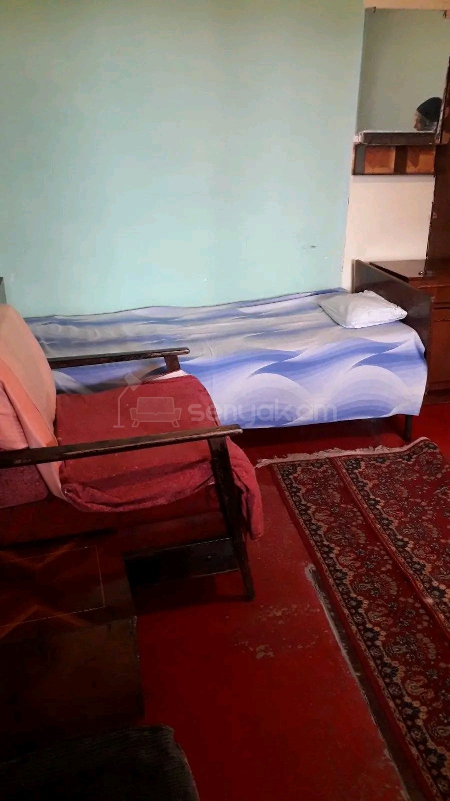 1 Սենյականոց Բնակարան Քարե Շենքում, 30քմ, 1/1 հարկ, Նորմալ Վիճակում, Կահավորված