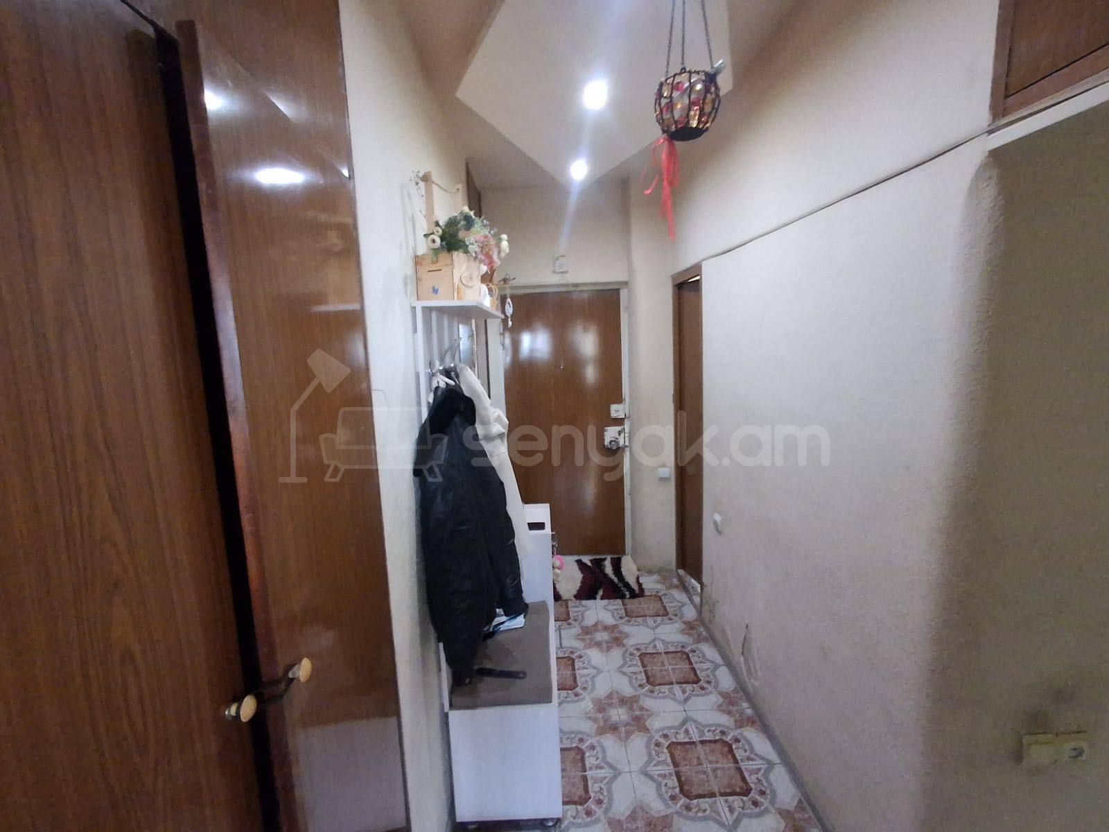 3 Սենյականոց Բնակարան, 67քմ, 3/12 հարկ, Կապիտալ Վերանորոգված