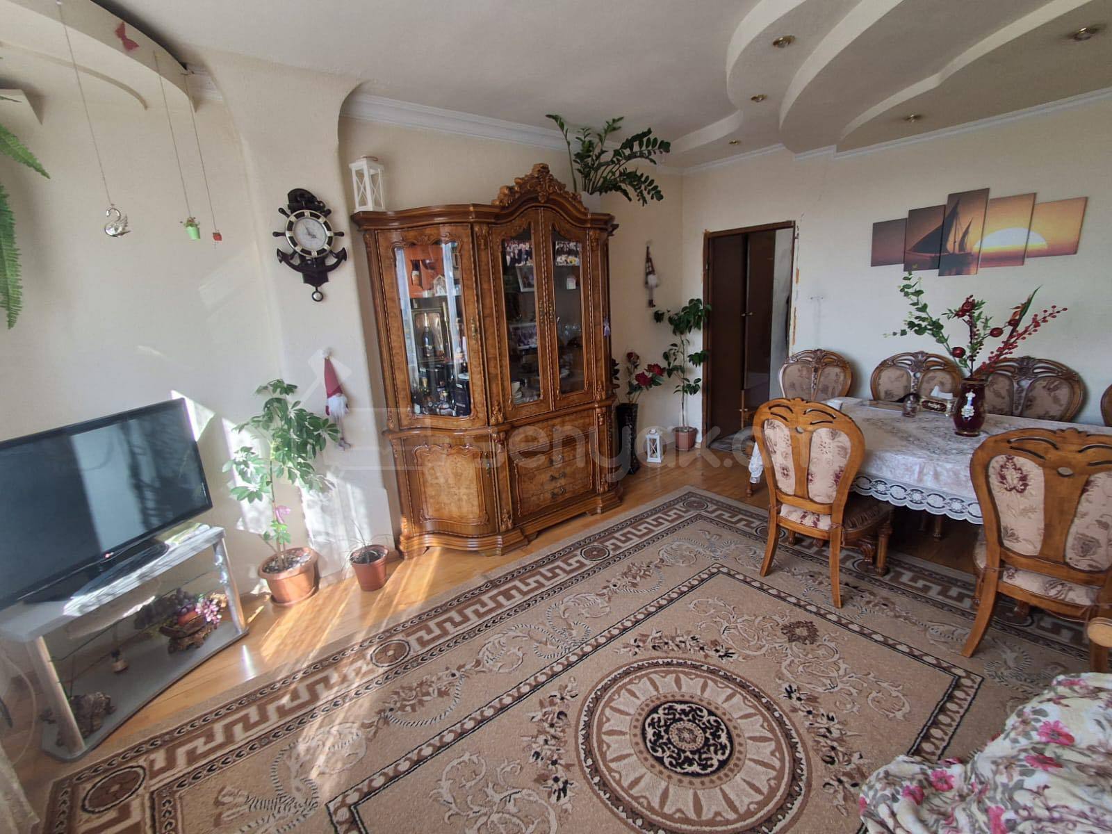 3 Սենյականոց Բնակարան, 67քմ, 3/12 հարկ, Կապիտալ Վերանորոգված