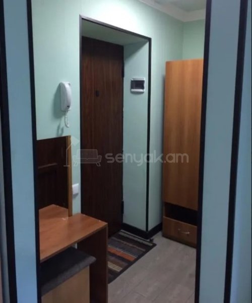 1 Սենյականոց Բնակարան Քարե Շենքում, 32քմ, 4/5 հարկ, Կոսմետիկ Վերանորոգված, Կահավորված, Արևկող