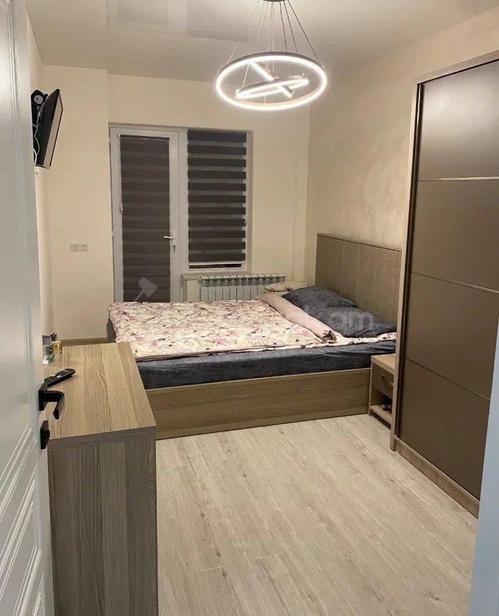 2 Սենյականոց Բնակարան Քարե Շենքում, 62քմ, 4/5 հարկ, Կապիտալ Վերանորոգված