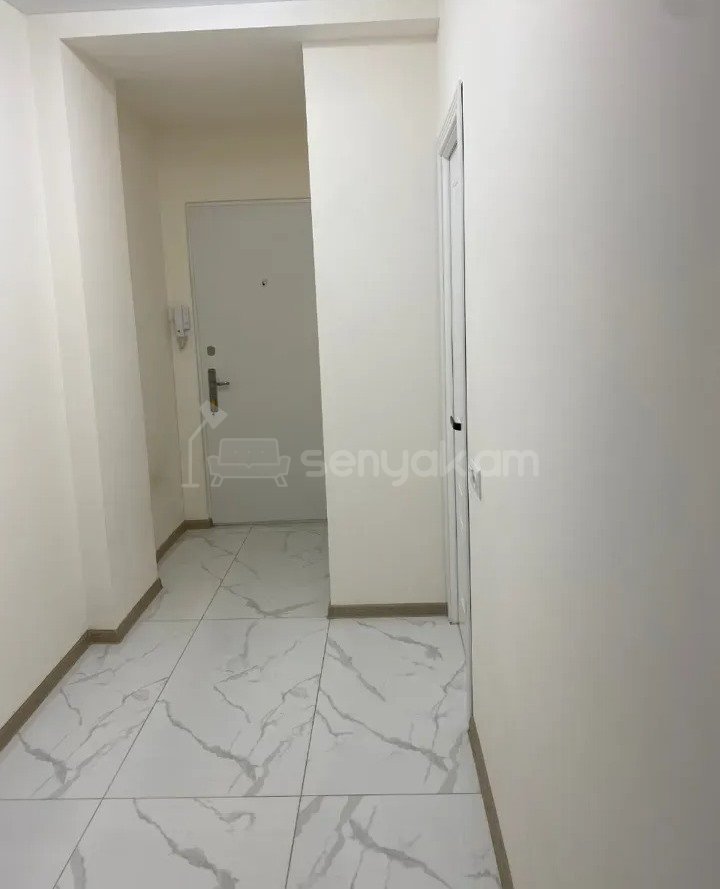 2 Սենյականոց Բնակարան Քարե Շենքում, 62քմ, 4/5 հարկ, Կապիտալ Վերանորոգված