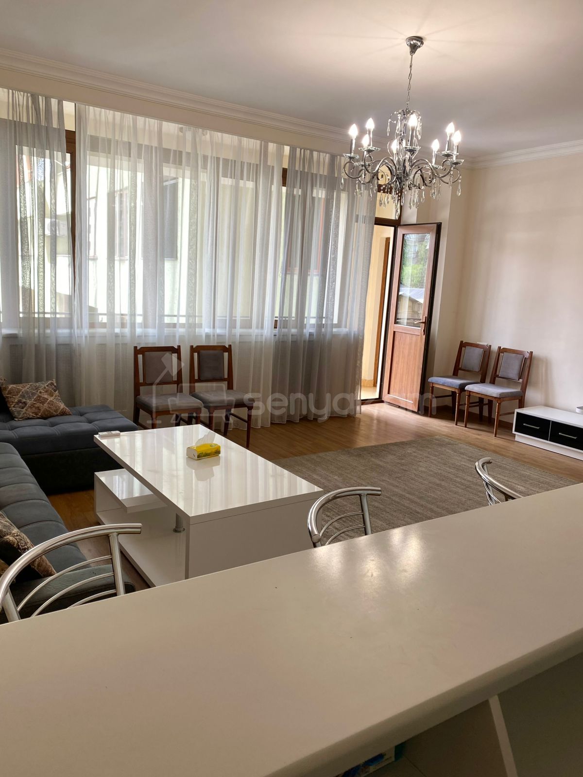 2 Սենյականոց Բնակարան, 79քմ, 4/10 հարկ, Կապիտալ Վերանորոգված, Կահավորված, Արևկող