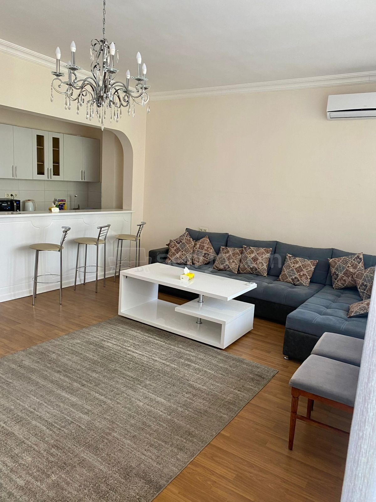 2 Սենյականոց Բնակարան, 79քմ, 4/10 հարկ, Կապիտալ Վերանորոգված, Կահավորված, Արևկող