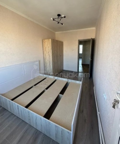 2 Սենյականոց Բնակարան, 65քմ, 9/10 հարկ, Կապիտալ Վերանորոգված, Կահավորված, Արևկող