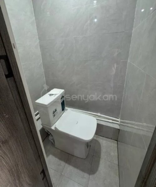 2 Սենյականոց Բնակարան, 65քմ, 9/10 հարկ, Կապիտալ Վերանորոգված, Կահավորված, Արևկող