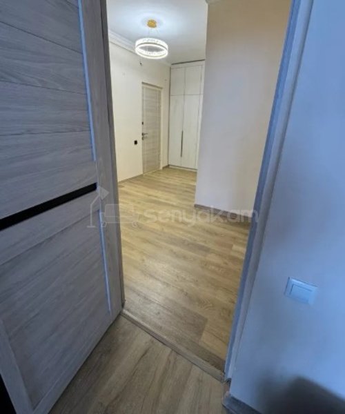 2 Սենյականոց Բնակարան, 70քմ, 7/9 հարկ, Կապիտալ Վերանորոգված, Կահավորված, Արևկող