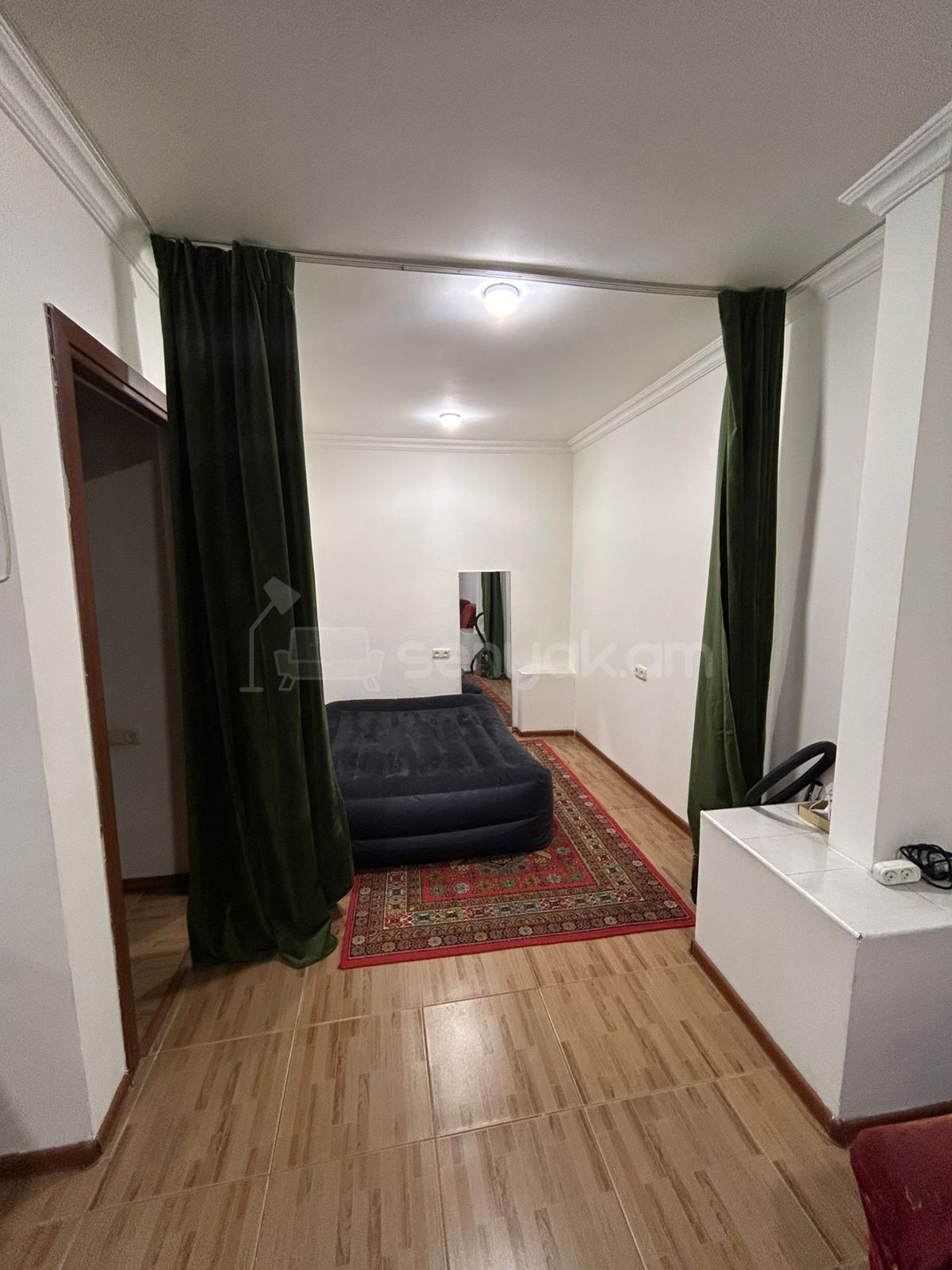 3 Սենյականոց Բնակարան Նորակառույց Քարե Շենքում, 55քմ, 1/5 հարկ, Կապիտալ Վերանորոգված, Կահավորված