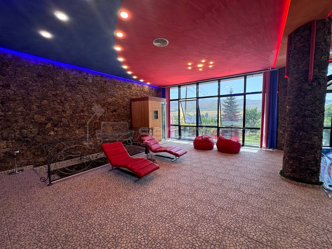 6 Սենյականոց Նորակառույց Շքեղ Առանձնատուն, 200քմ, Լողավազանով