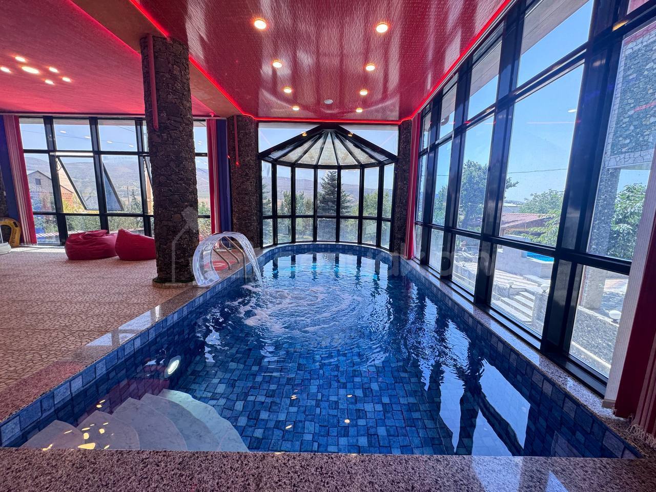 6 Սենյականոց Նորակառույց Շքեղ Առանձնատուն, 200քմ, Լողավազանով