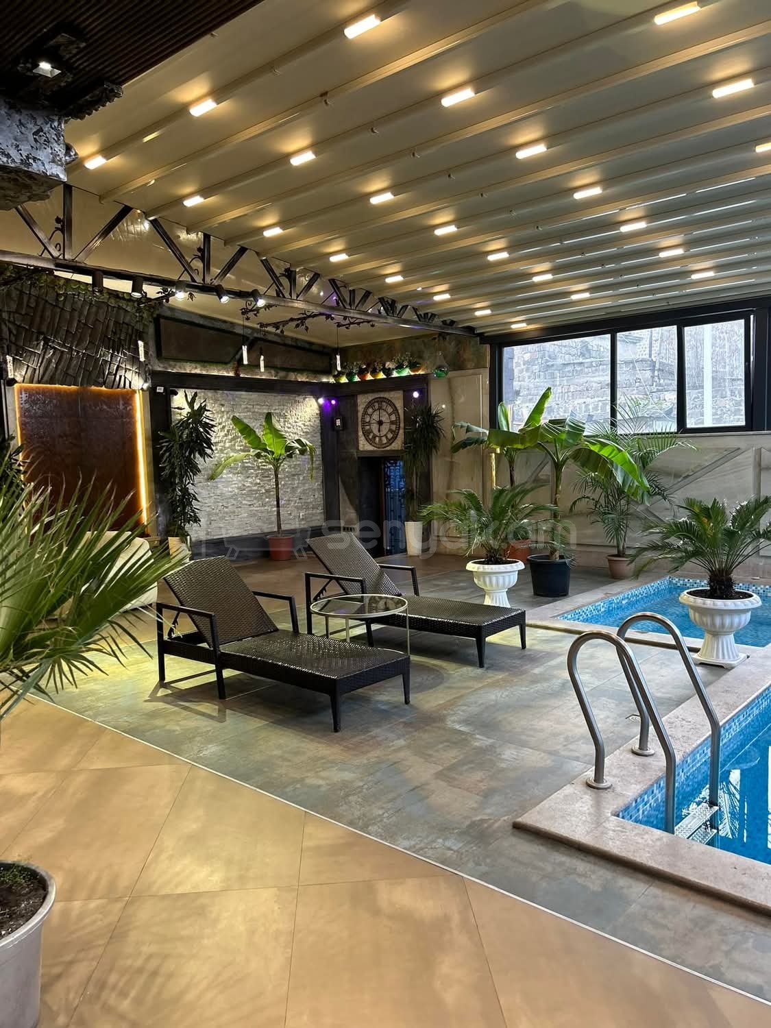 3 Սենյականոց Նորակառույց Շքեղ Առանձնատուն, 200քմ, Լողավազանով