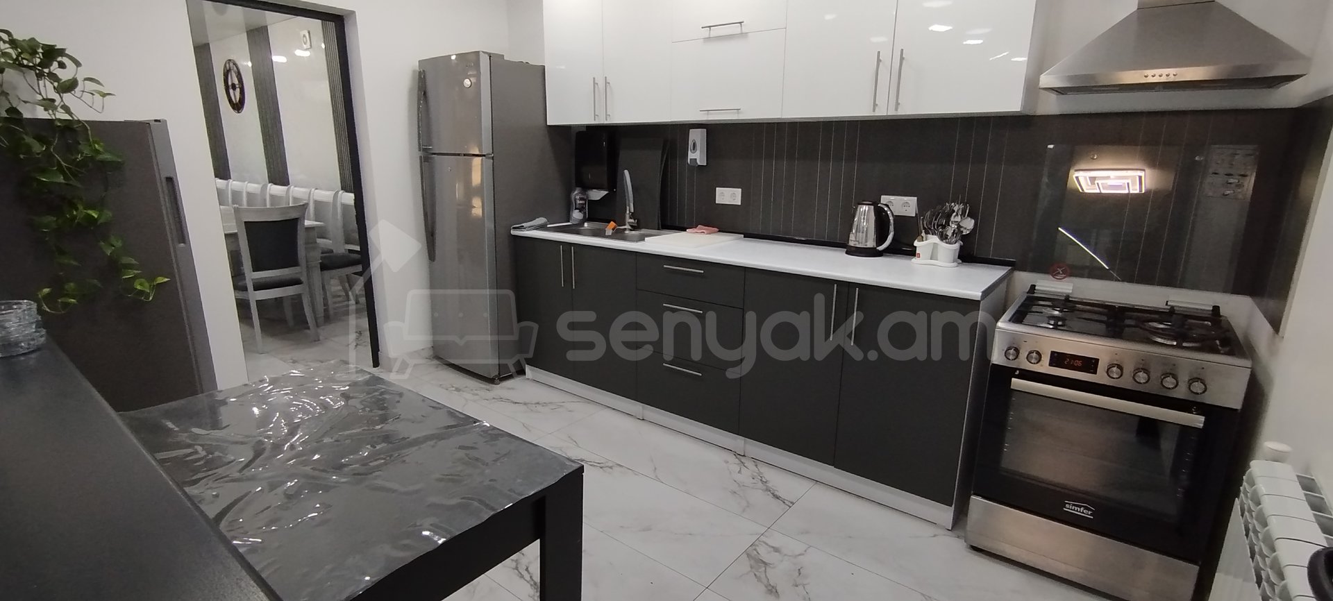 4 Սենյականոց Շքեղ Առանձնատուն, 300քմ, Լողավազանով