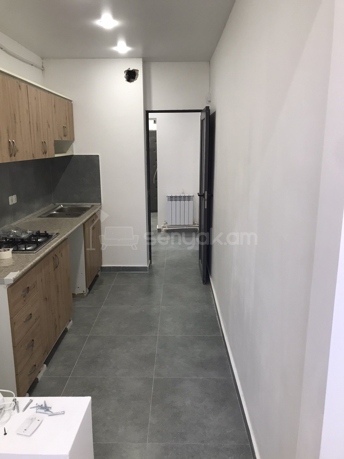 2 Սենյականոց Բնակարան, 54քմ, 3/9 հարկ, Կապիտալ Վերանորոգված, Մասամբ Կահավորված, Արևկող