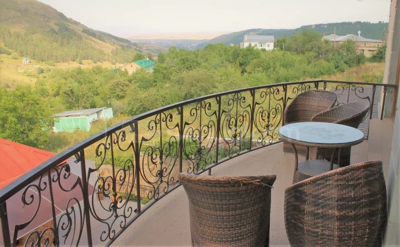 6 Սենյականոց Շքեղ Առանձնատուն, 250քմ, Լողավազանով