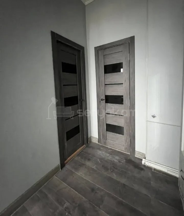 2 Սենյականոց Բնակարան Քարե Շենքում, 40քմ, 1/1 հարկ, Դիզայներական Վերանորոգված, Կահավորված