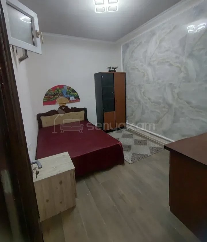 3 Սենյականոց Բնակարան Քարե Շենքում, 74քմ, 1/1 հարկ, Կապիտալ Վերանորոգված, Կահավորված