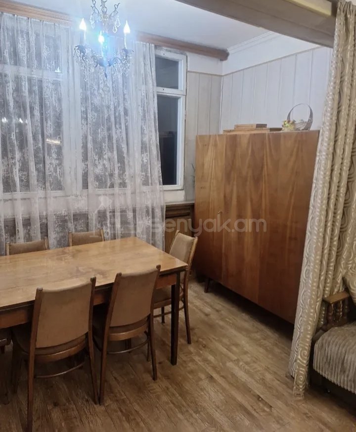 3 Սենյականոց Բնակարան Քարե Շենքում, 78քմ, 3/9 հարկ, Նորմալ Վիճակում, Կահավորված