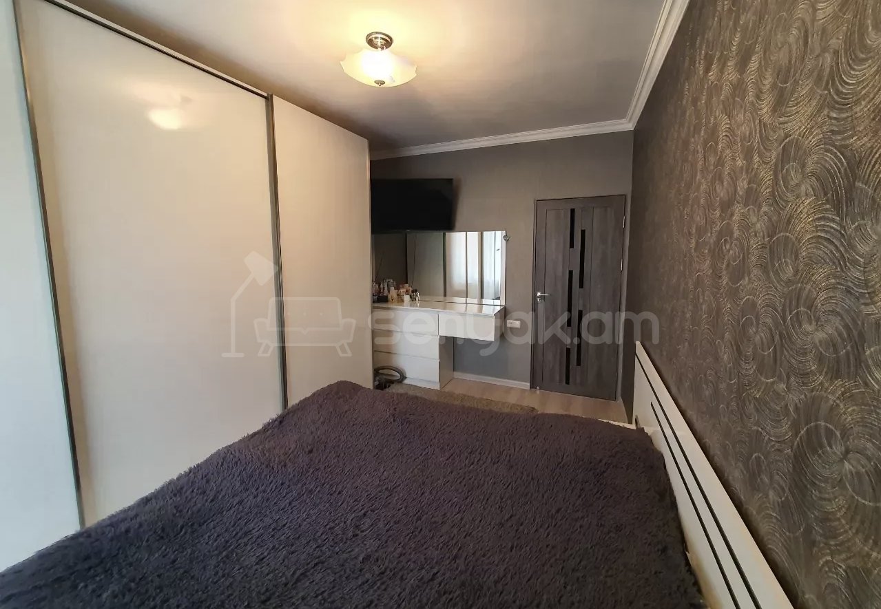 3 Սենյականոց Բնակարան, 84քմ, 4/9 հարկ, Կապիտալ Վերանորոգված, Կահավորված, Արևկող