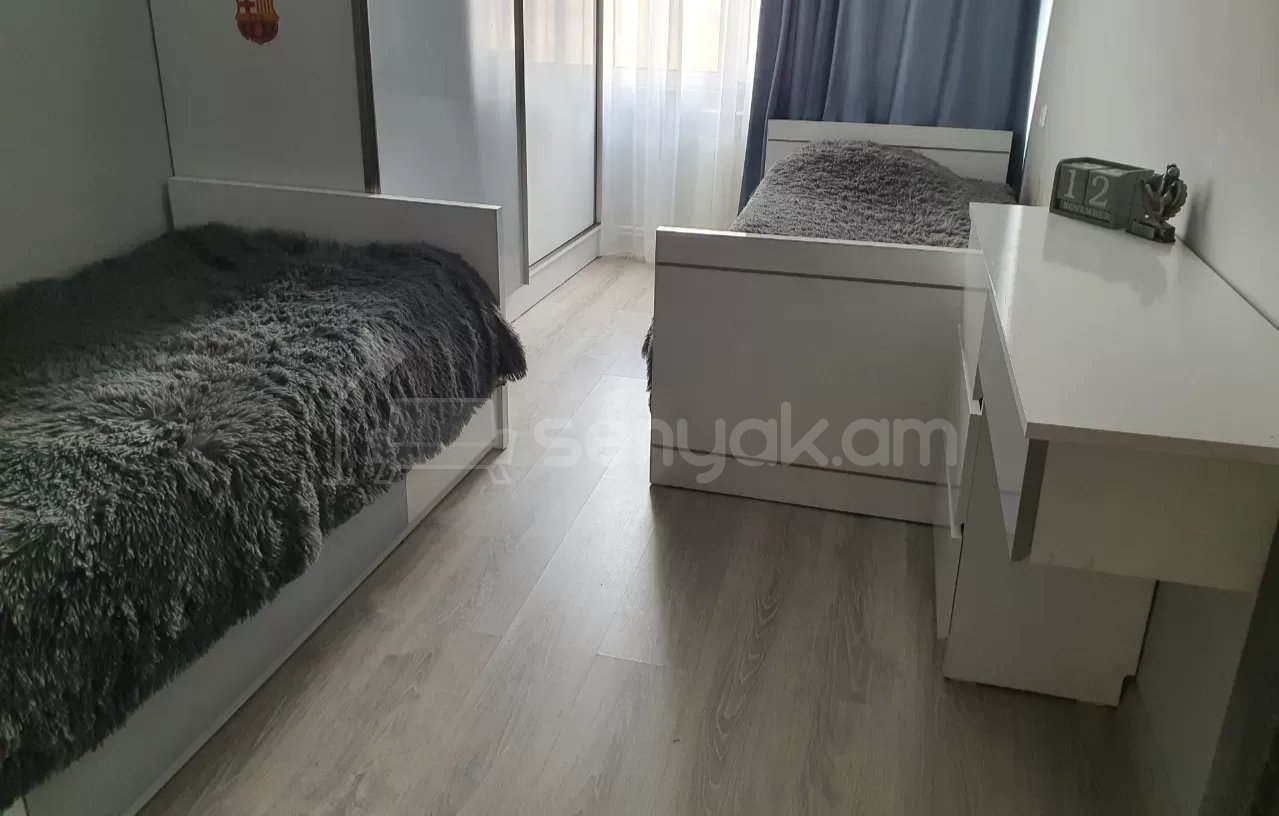 3 Սենյականոց Բնակարան, 84քմ, 4/9 հարկ, Կապիտալ Վերանորոգված, Կահավորված, Արևկող