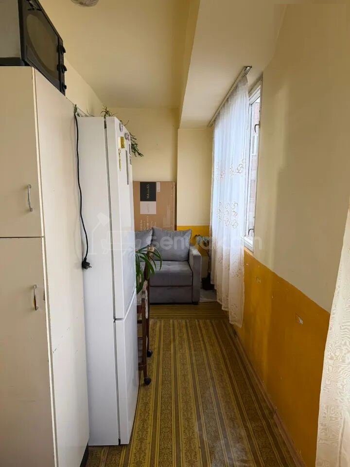 4 Սենյականոց Բնակարան, 90քմ, 8/9 հարկ, Պետական Վիճակում