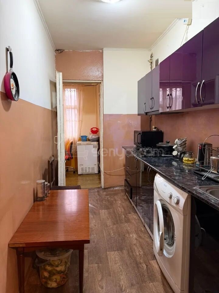 4 Սենյականոց Բնակարան, 90քմ, 8/9 հարկ, Պետական Վիճակում