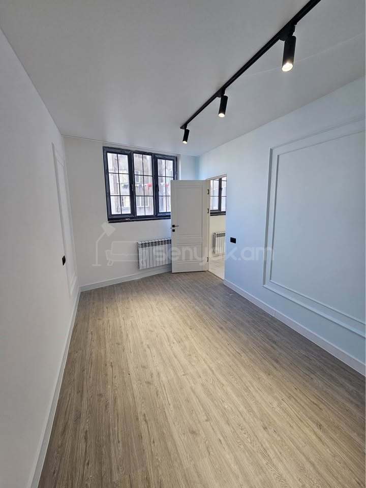 2 Սենյականոց Բնակարան, 41քմ, 7/16 հարկ, Կապիտալ Վերանորոգված