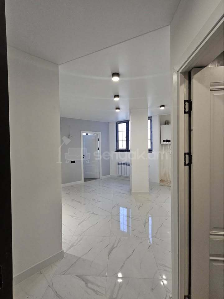 2 Սենյականոց Բնակարան, 41քմ, 7/16 հարկ, Կապիտալ Վերանորոգված