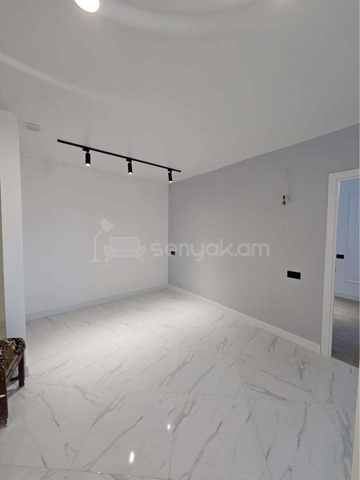 2 Սենյականոց Բնակարան, 41քմ, 7/16 հարկ, Կապիտալ Վերանորոգված