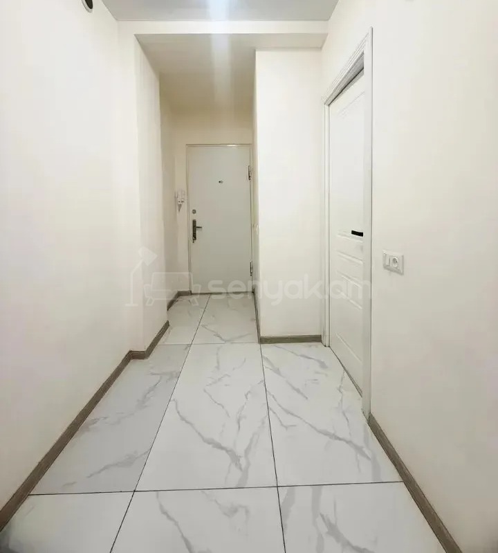 2 Սենյականոց Բնակարան Քարե Շենքում, 62քմ, 4/5 հարկ, Կապիտալ Վերանորոգված