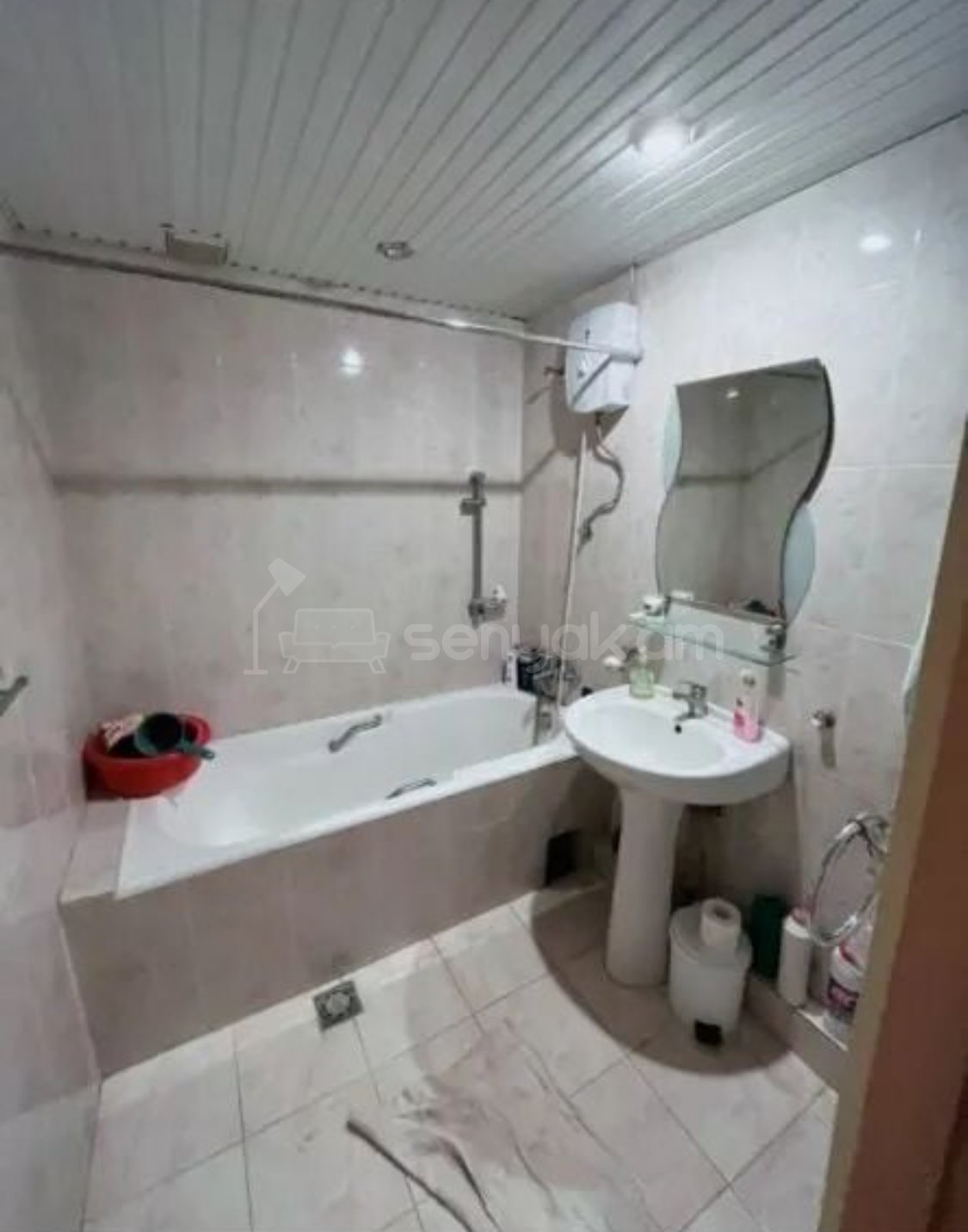 3 Սենյականոց Բնակարան, 93քմ, 2/9 հարկ, Կապիտալ Վերանորոգված, Կահավորված