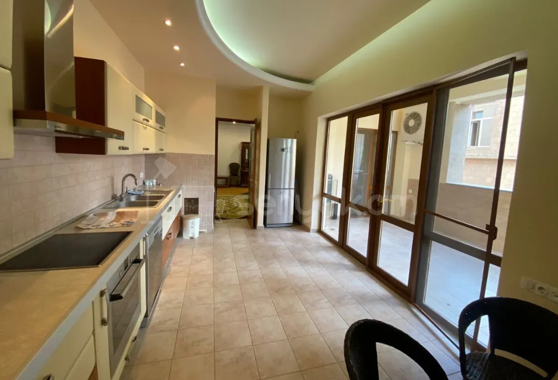 5 Սենյականոց Բնակարան Նորակառույցում, 240քմ, 3/7 հարկ, Կապիտալ Վերանորոգված, Կահավորված, Արևկող