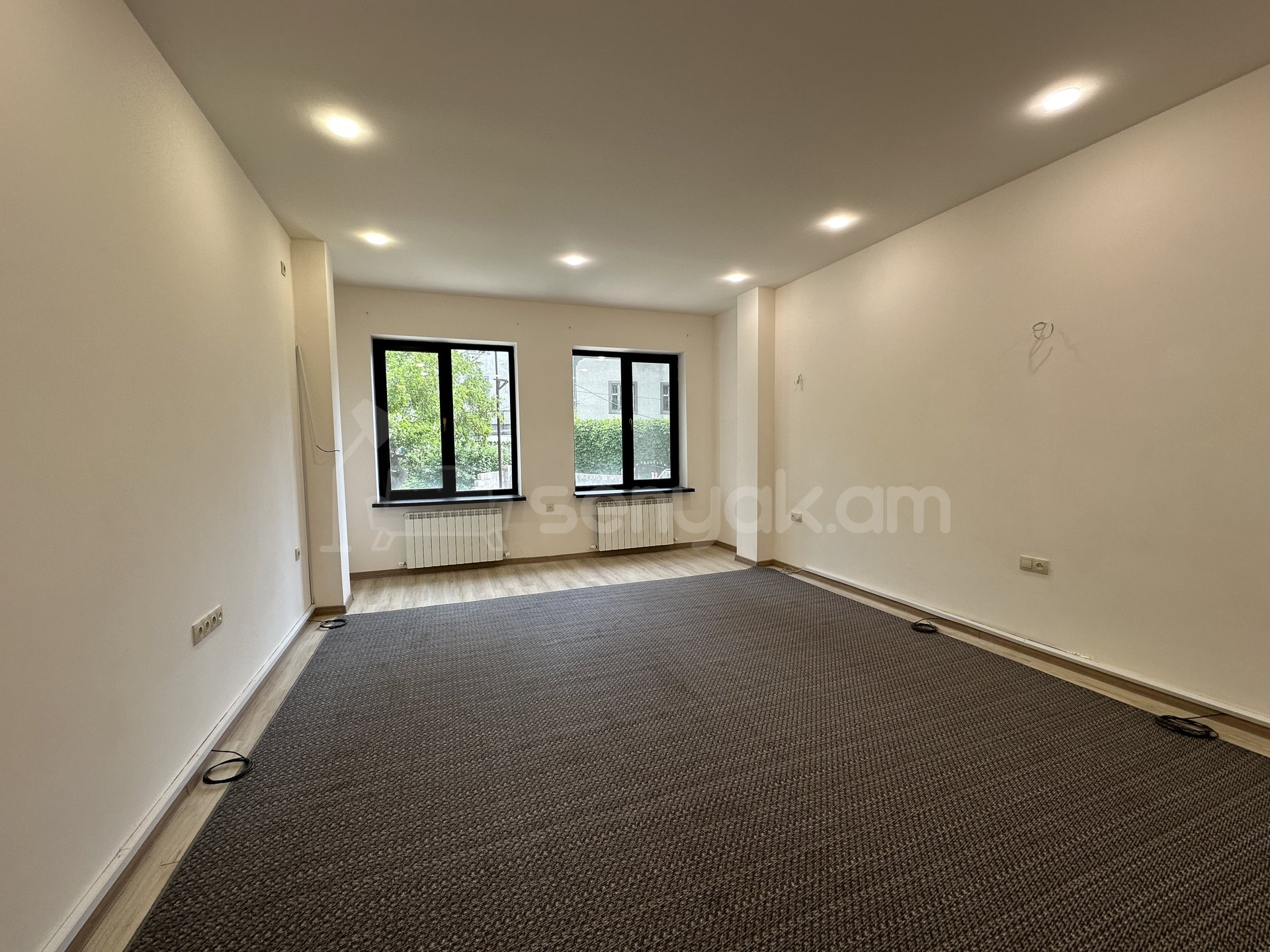 Նորակառույց Օֆիսային Տարածք, 195քմ