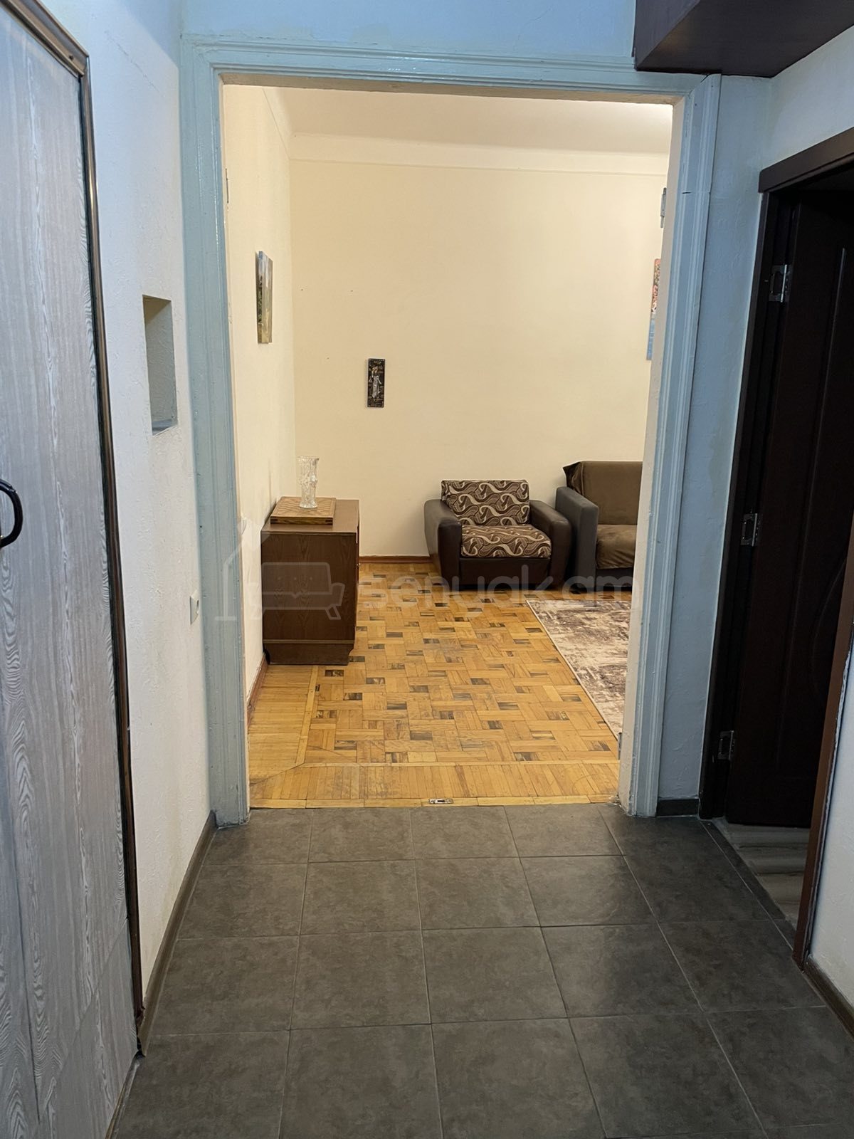 2 Սենյականոց Բնակարան Քարե Շենքում, 55քմ, 3/4 հարկ, Կոսմետիկ Վերանորոգված, Կահավորված, Արևկող