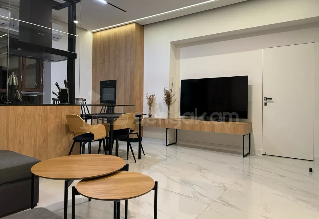 3 Սենյականոց Բնակարան Նորակառույցում, 67քմ, 12/13 հարկ, Դիզայներական Վերանորոգված, Կահավորված, Արևկող