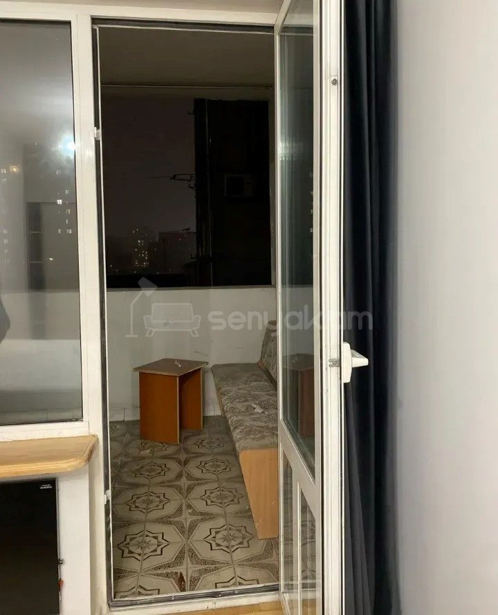 2 Սենյականոց Բնակարան Քարե Շենքում, 54քմ, 3/7 հարկ, Դիզայներական Վերանորոգված