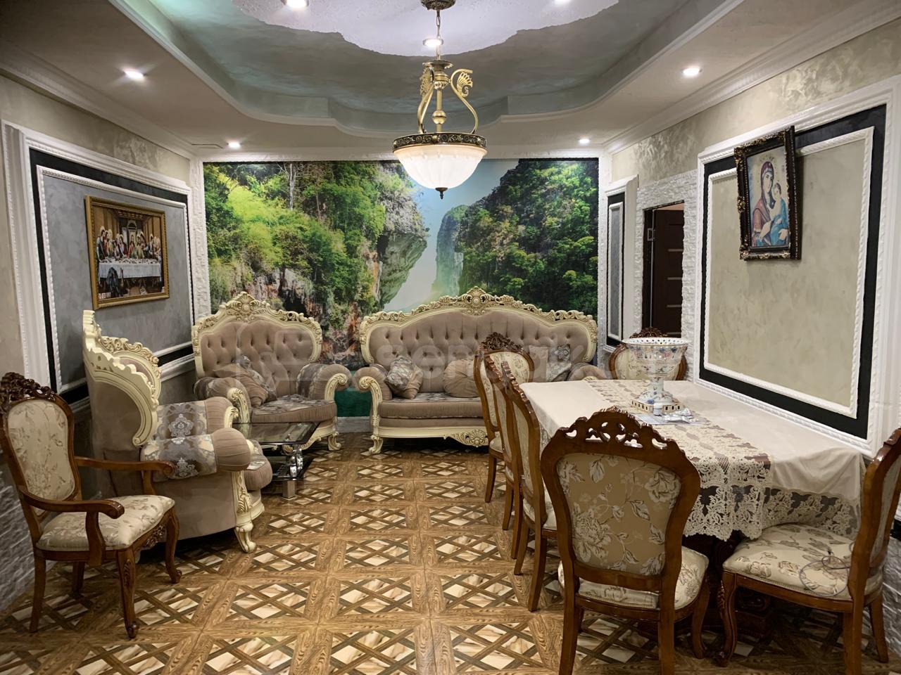 8 Սենյականոց Սեփական Տուն, 250քմ, Կապիտալ Վերանորոգված, Ավտոտնակով